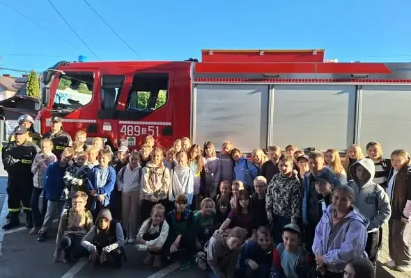 Uczniowie z Jaworzna odwiedzili remizę OSP Ciężkowice