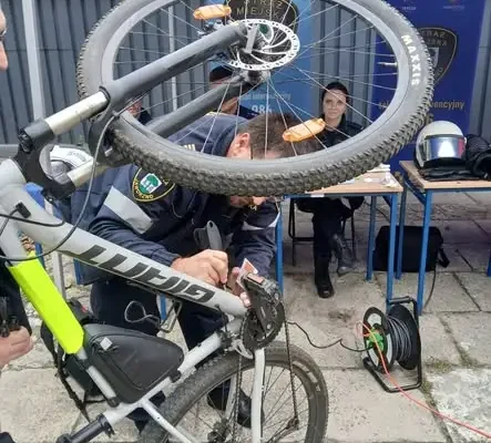 Jaworzno: 61 rowerów oznakowanych w tegorocznej akcji „Nie daj szansy złodziejowi”