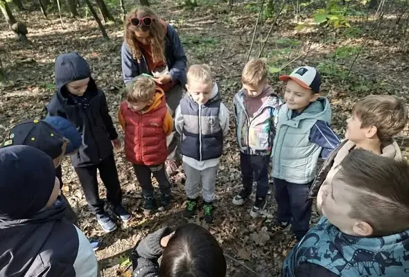 Jesienne warsztaty przyrodnicze w lesie na Podłężu
